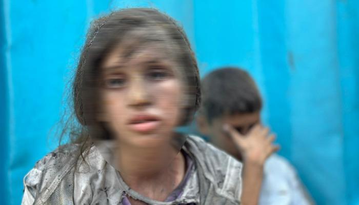 İsrail terörü bitmek bilmiyor! Bu sefer de doğumhane ve yoğun bakım ünitesini hedef aldılar