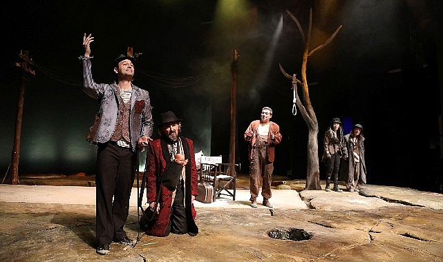 İBB Şehir Tiyatroları Aralık ayında 36 oyunu seyirciyle buluşturuyor – KÜLTÜR & SANAT