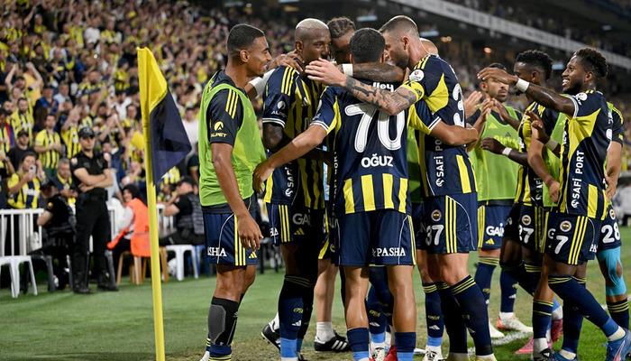 Fenerbahce, UEFA Europa Ligi kadrosu tarafından duyuruldu!
