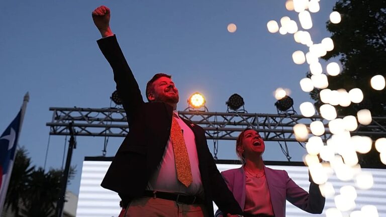 'Şili'yi yeniden harika yapmak': Son yılların en gergin seçimlerinde güvenlik ve göç ön planda