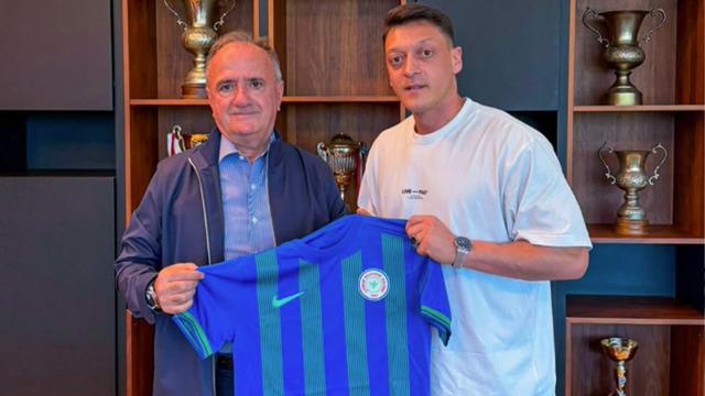 Anlaşma sağlandı! Rizespor Mesut Özil’i resmen açıkladı
